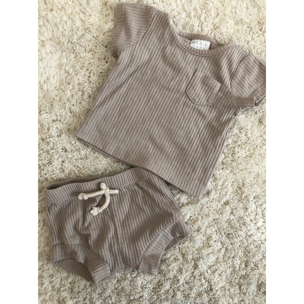 Unisex grey ribbed short set Mebie brand